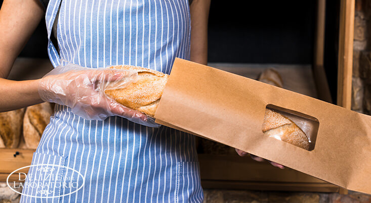 Pane, torte e colombe artigianali: Delizie consegna a casa!
