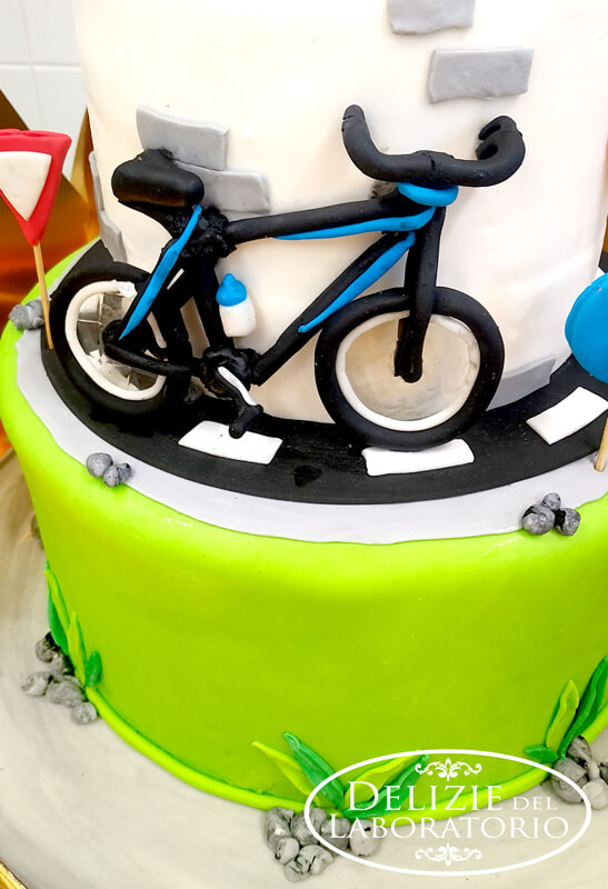 Torta Di Compleanno 90 Anni Un Traguardo Da Festeggiare 02