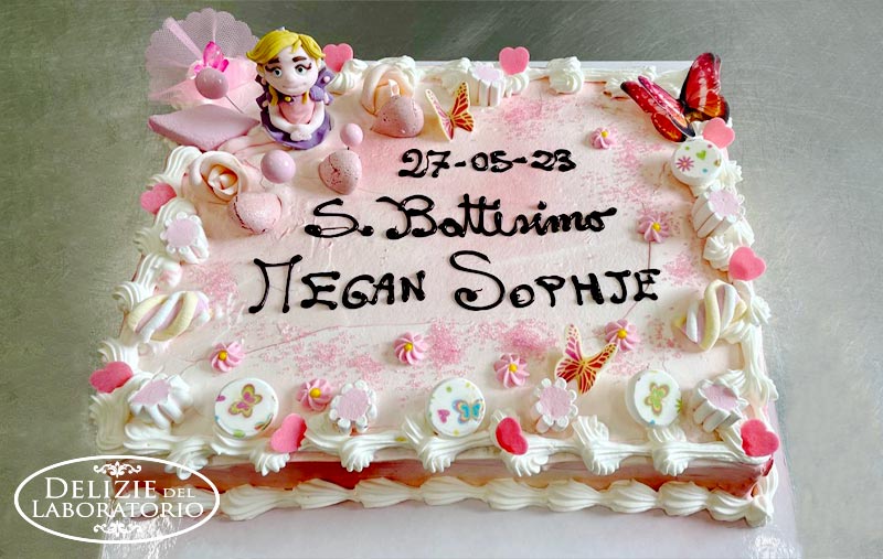 Torte per Battesimi Milano: torta rosa per il battesimo di una tenera bambina