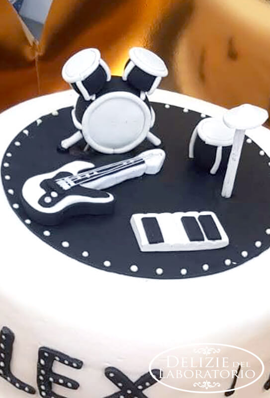 Torte Personalizzate Milano Le Tue Passioni In Pasta Di Zucchero 04