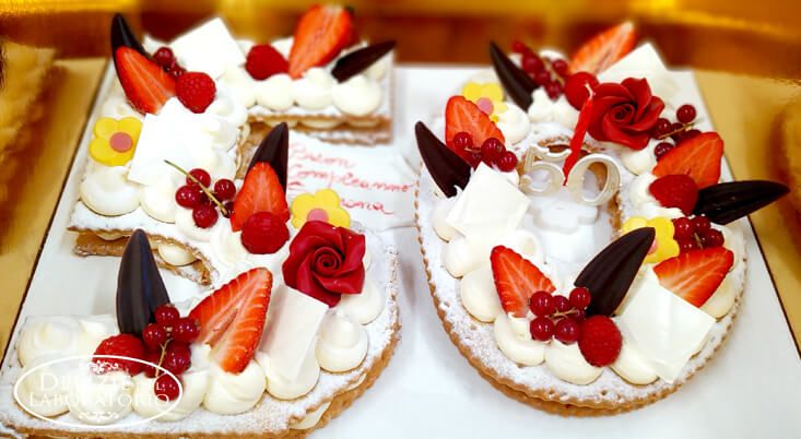 Torta Compleanno 50 Anni Milano: la Bellezza della Cream Tart