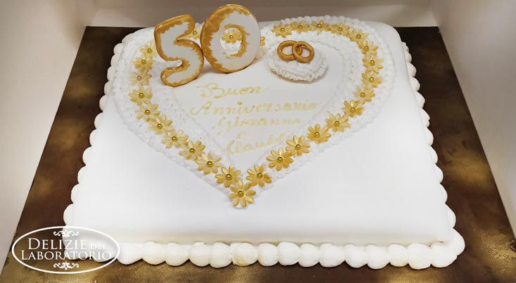 Torta personalizzata cake design per nozze d'oro a Milano
